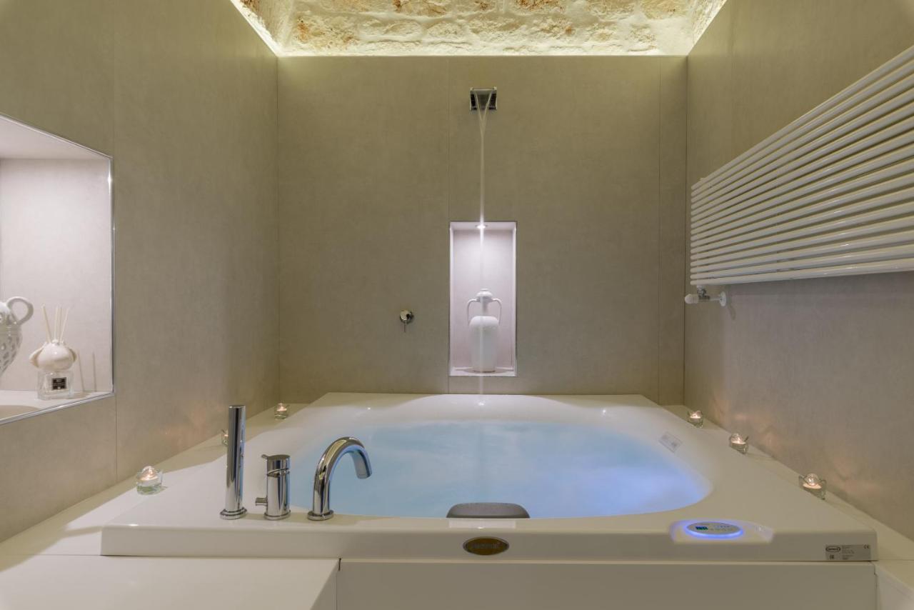 Pregiata Suite 25 أوستوني المظهر الخارجي الصورة